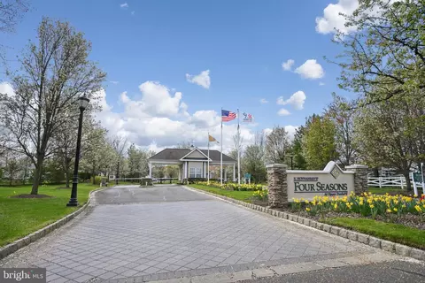 163 Minuteman, Allentown, NJ 08501
