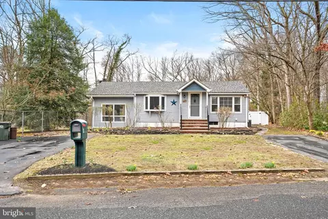 3 Squan Rd E, Millstone Township, NJ 08510