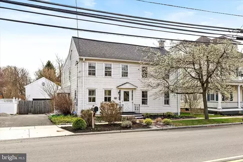 43 N Main St, Allentown, NJ 08501