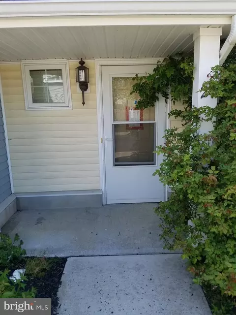 3 Cedar Xing, Red Bank, NJ 07701