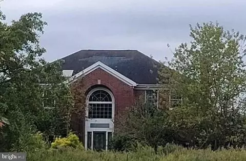 38 Herbert Rd, Robbinsville, NJ 08691