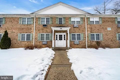 26 Windsor Ter #E, Freehold, NJ 07728