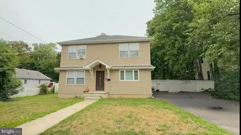 15 William St, Tinton Falls, NJ 07724