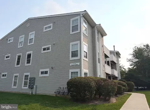 13 Equestrian Ct, Tinton Falls, NJ 07753