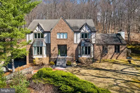 16 James Rd, Randolph, NJ 07869