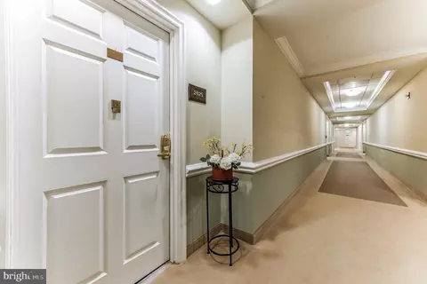 2425 Windrow Dr, Princeton, NJ 08540 photo 2