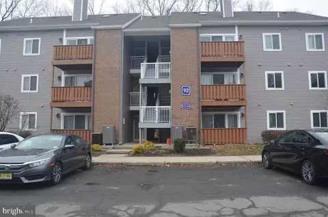 9209 Tamarron Dr, Plainsboro, NJ 08536