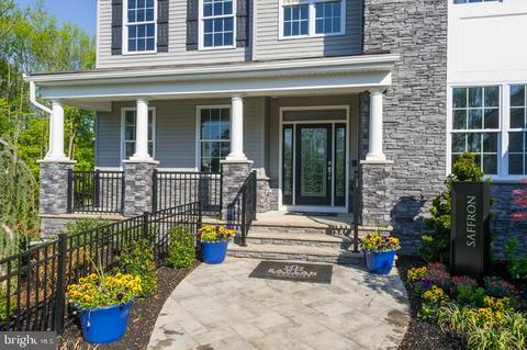 1 Blue Jay Ct, Monmouth Junction, NJ 08852