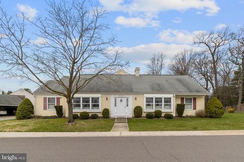 671 Yarborough Way S # b, Monroe Township, NJ 08831