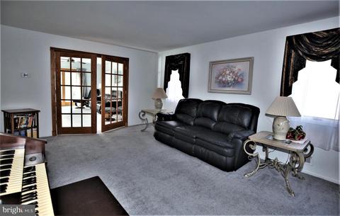 29 Pullman Loop, Dayton, NJ 08810 photo 4