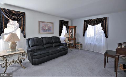 29 Pullman Loop, Dayton, NJ 08810 photo 5