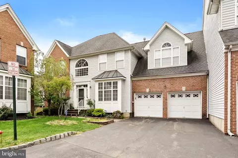 605 Daisy Ct, North Brunswick, NJ 08902