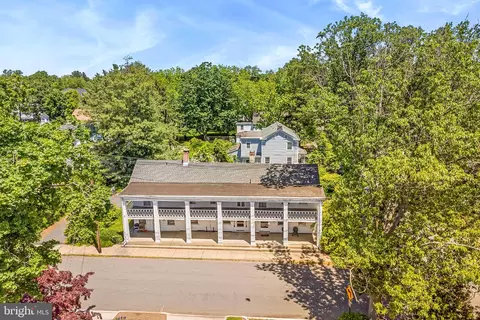 1 5 Scott Ave # -3, Cranbury, NJ 08512