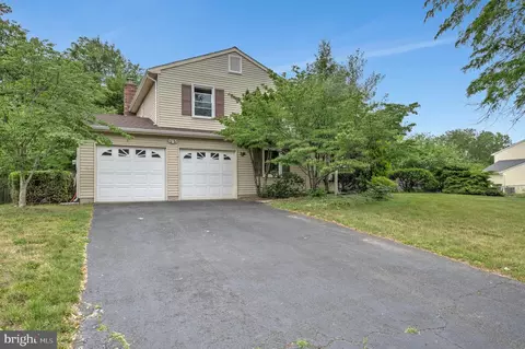 75 Parker Rd S, Plainsboro, NJ 08536