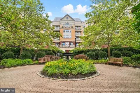 2326 Windrow Dr, Princeton, NJ 08540
