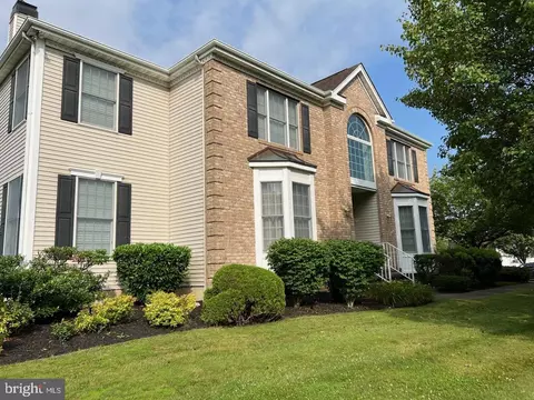 24 Bodine Dr, Cranbury, NJ 08512