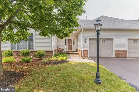36 Hedge Row Rd, Princeton, NJ 08540