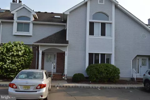 64 Jamie Ct, Monmouth Junction, NJ 08852