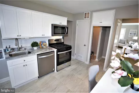 36 Louis Ave, Middlesex, NJ 08846 photo 7