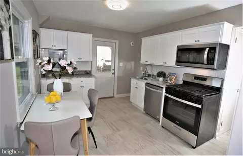 36 Louis Ave, Middlesex, NJ 08846 photo 6