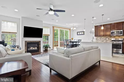 102 Ellsworth Way, Monmouth Junction, NJ 08852