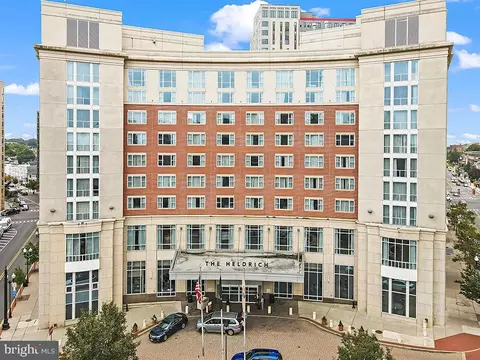 20 Livingston Ave #606, New Brunswick, NJ 08901
