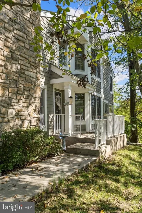 10 E Countryside Dr, Princeton, NJ 08540
