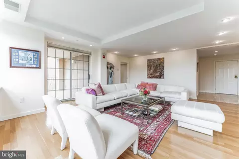 2219 Windrow Dr, Princeton, NJ 08540