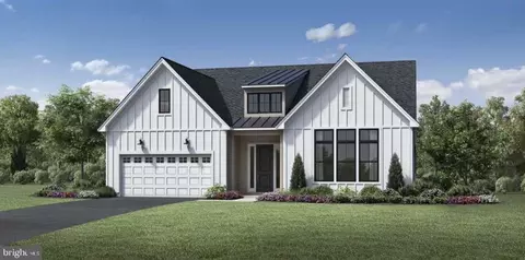 4 Evelyn Ct, Cranbury, NJ 08512