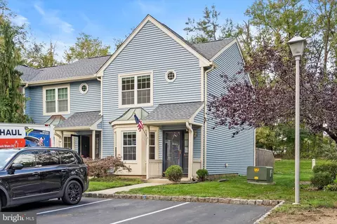 1506 Mahogany Ct, Monmouth Junction, NJ 08852