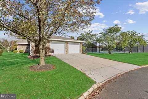 420 A Andover Dr, Monroe Township, NJ 08831