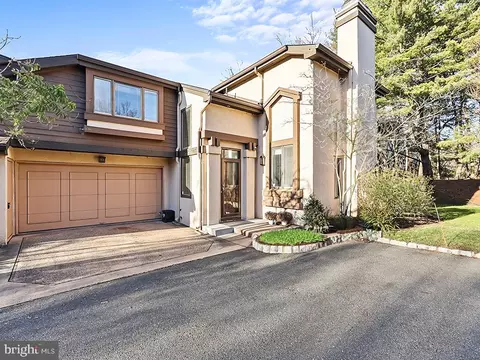 540 Sayre Dr, Princeton, NJ 08540