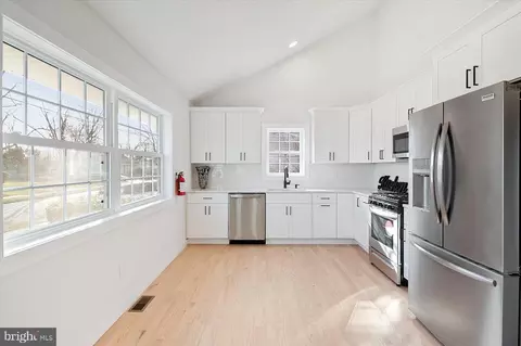 47 Eardley Rd, Edison, NJ 08817 photo 8