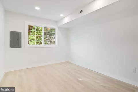 47 Eardley Rd, Edison, NJ 08817 photo 18