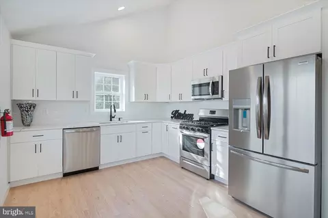 47 Eardley Rd, Edison, NJ 08817 photo 10