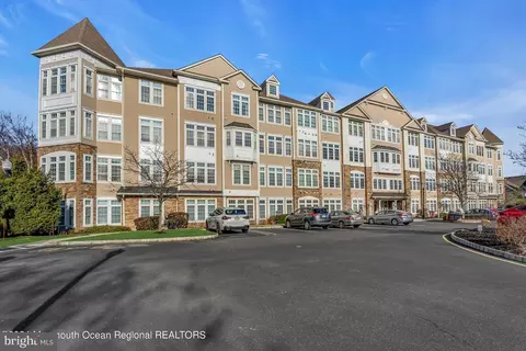 3109 Cedar Village Blvd, East Brunswick, NJ 08816