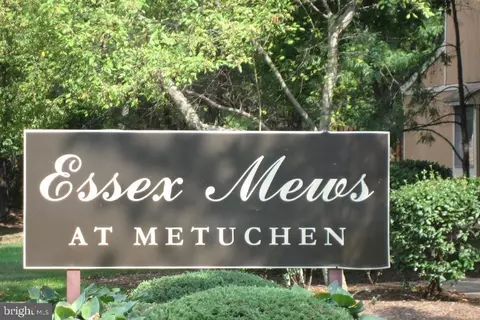 165 Essex Ave #509, Metuchen, NJ 08840
