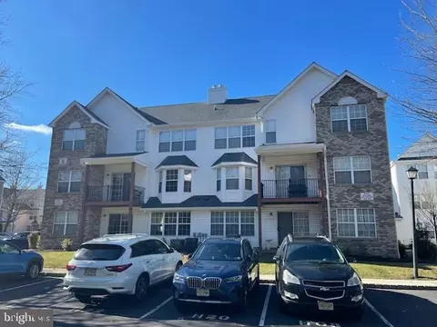810 Plymouth Rd, North Brunswick, NJ 08902