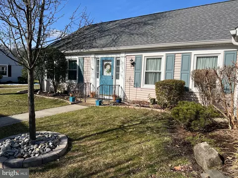 272 A Middlebury Ln, Monroe Township, NJ 08831