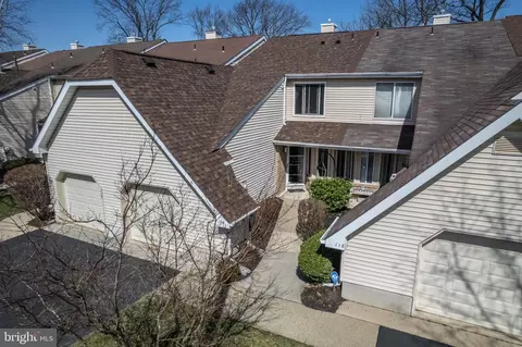 114 Nathan Dr, North Brunswick, NJ 08902