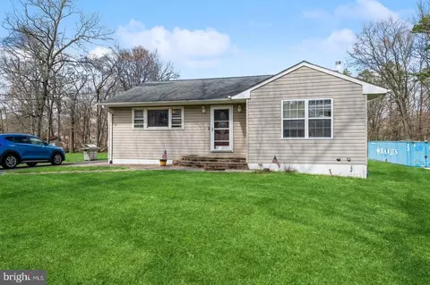 47 Texas Rd, Monroe Township, NJ 08831