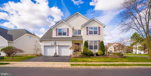 9 Tryall Blvd, Monroe Township, NJ 08831