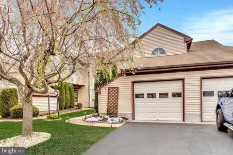 7 A Daniel Webster Ave, Monroe Township, NJ 08831