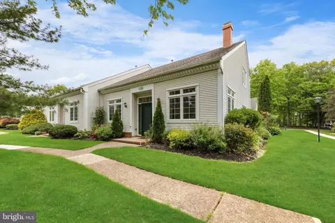 67 H Winthrop Rd, Monroe Township, NJ 08831