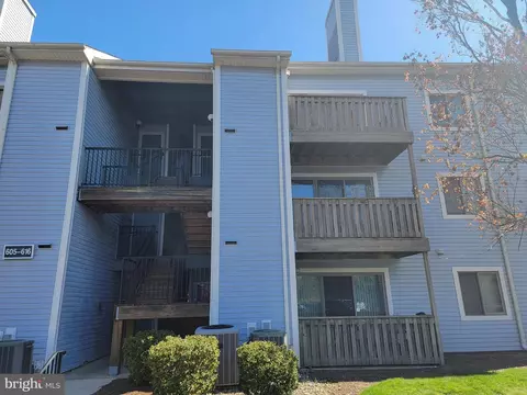 613 Aspen Dr, Plainsboro, NJ 08536