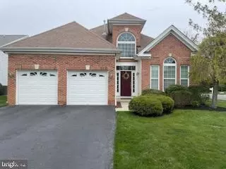 21 Monarch Rd, Monroe Township, NJ 08831