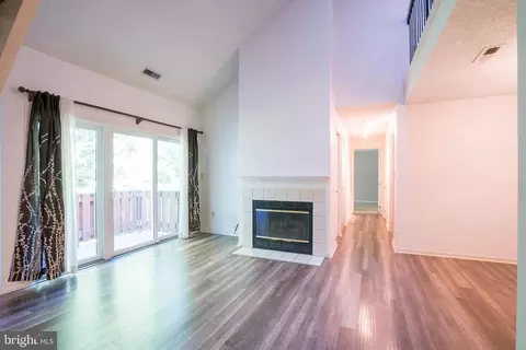 9216 Tamarron Dr, Plainsboro, NJ 08536