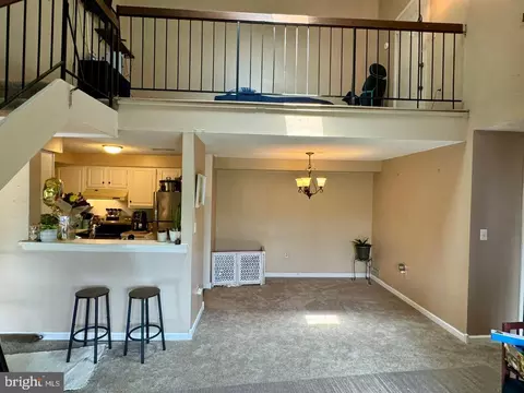 1210 Aspen Dr, Plainsboro, NJ 08536