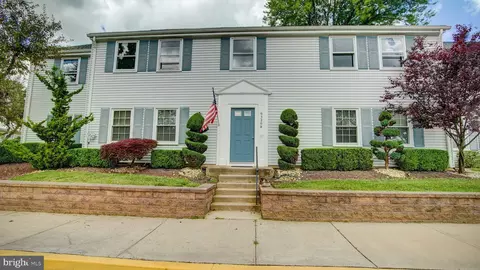 320 B Sharon Way, Monroe Township, NJ 08831