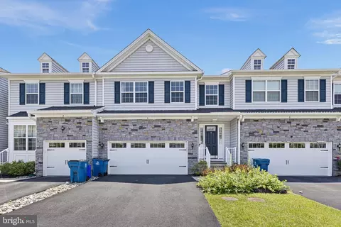 6 Marigold Way, Monroe Township, NJ 08831